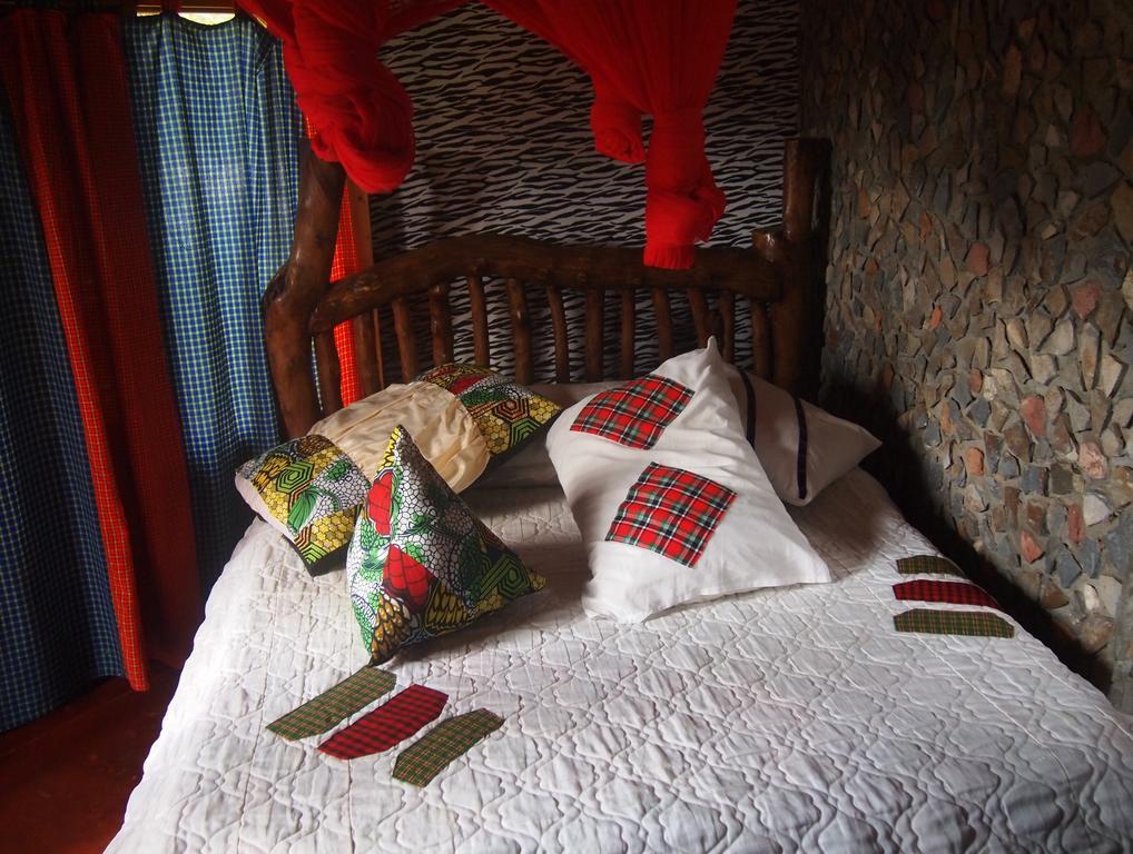 Songota Falls Lodge Αρούσα Δωμάτιο φωτογραφία